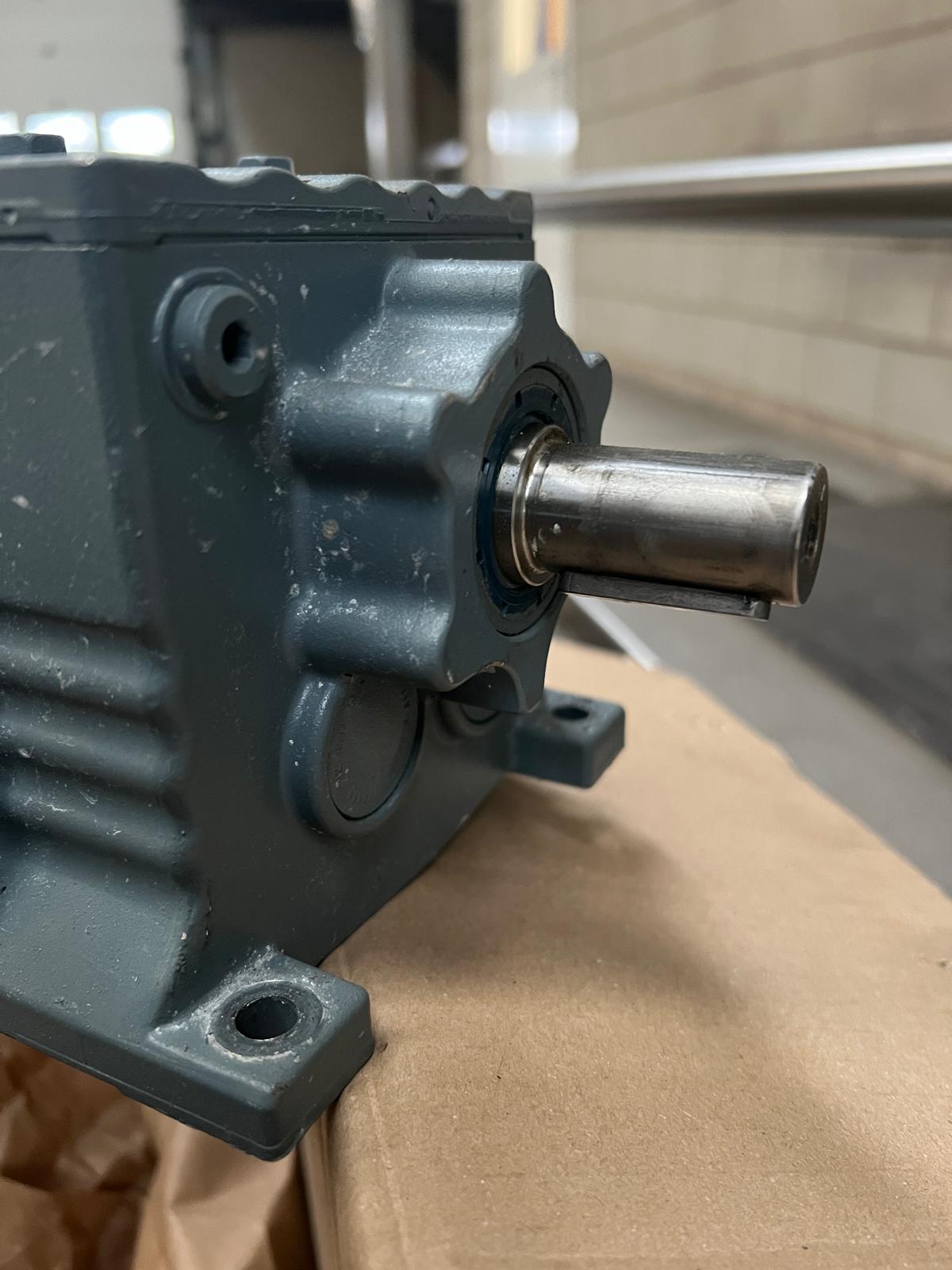 SEW R17 DRN80M4/TF