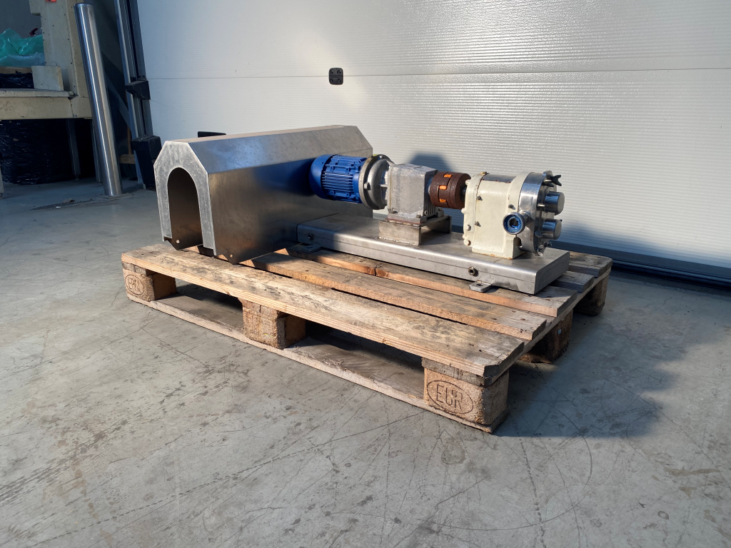 Waukesha D054031SS