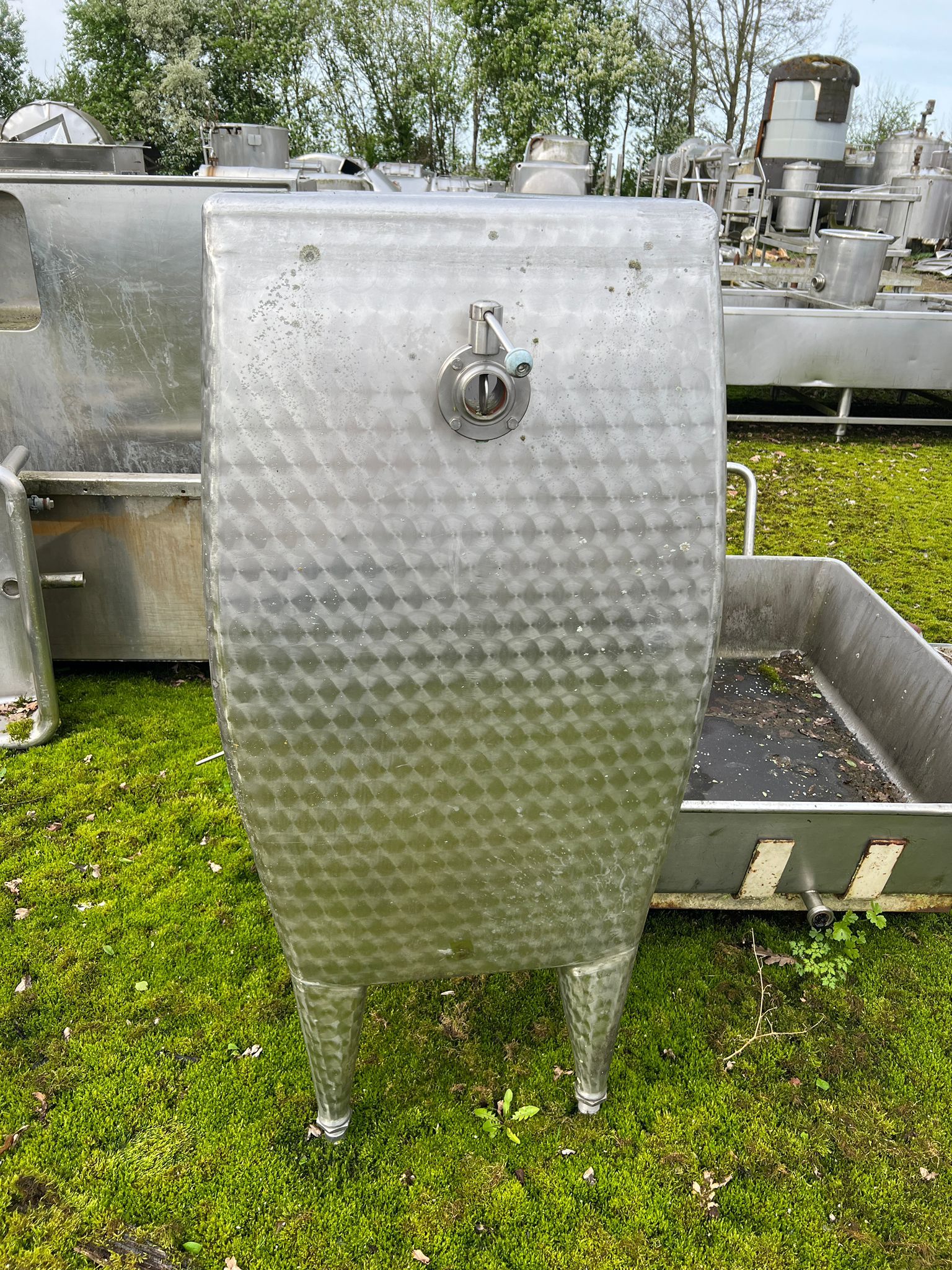 1200L