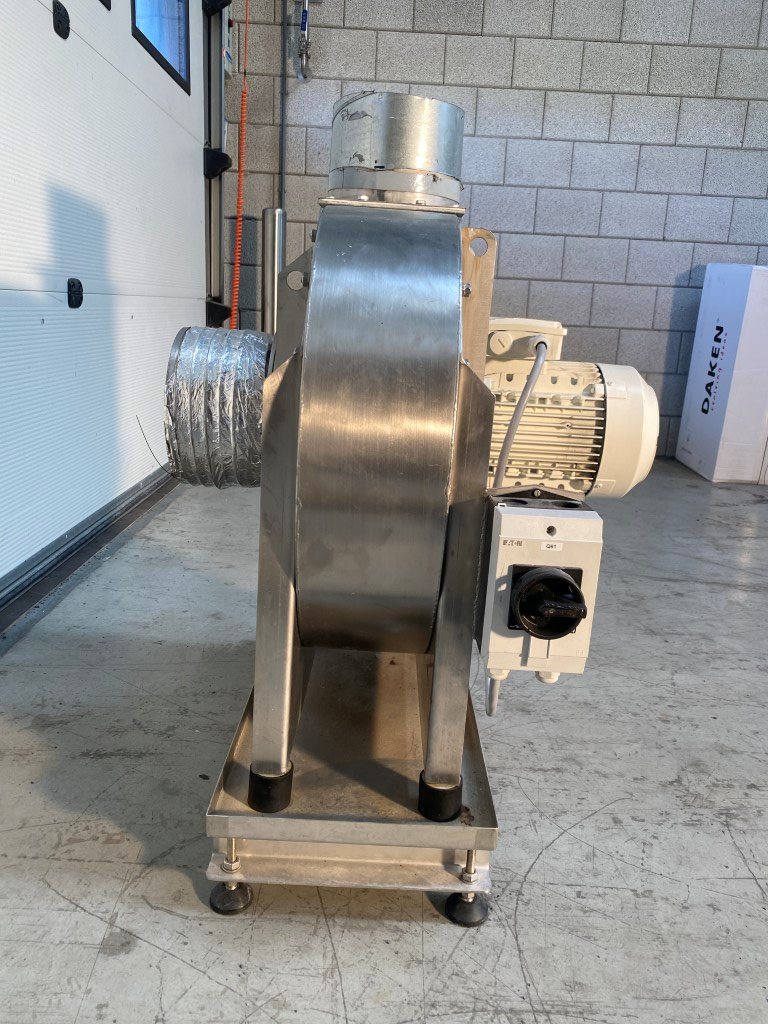 AEG AM90L BA4 